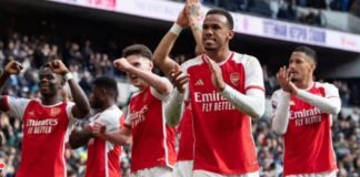 ARSENAL SACRÉ CHAMPION D’ANGLETERRE APRÈS 22 ANS D’ATTENTE
