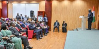 CÔTE D’IVOIRE : LE GOUVERNEMENT PRÉSENTE UNE NOUVELLE ARCHITECTURE ÉLECTORALE POUR RENFORCER LA CONFIANCE DANS LE PROCESSUS DÉMOCRATIQUE